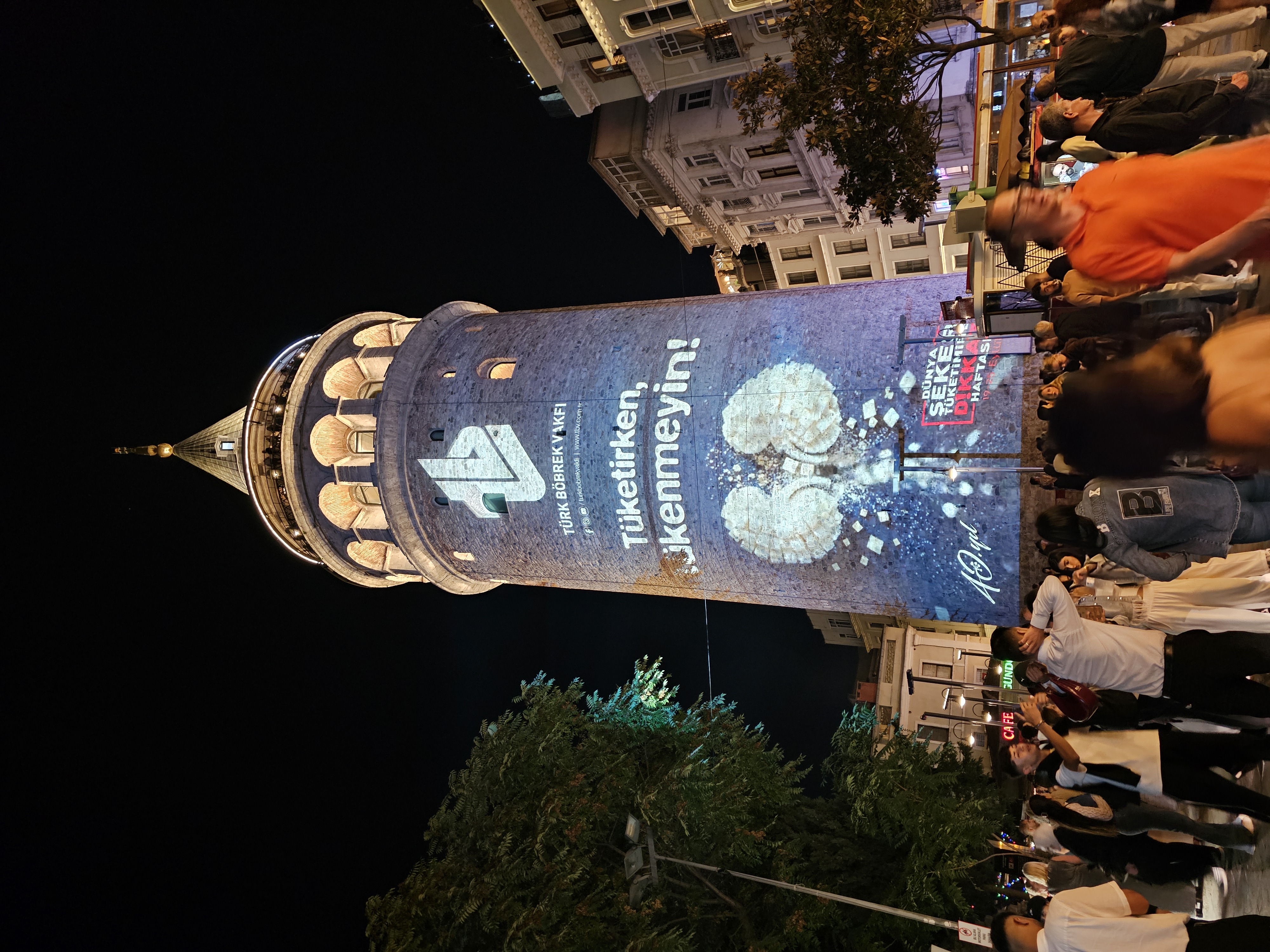 DŞTDH Görselimiz Galata Kulesi´ne Yansıtıldı